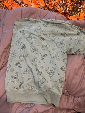 Maurices Light Sage Green Grinch Print Sweatshirt